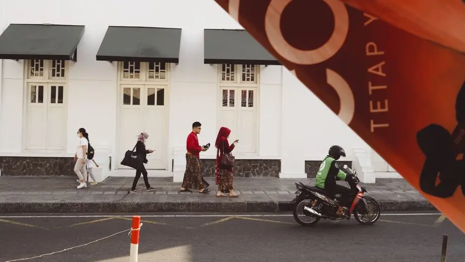 Jalan-Jalan Hits: Menjelajahi Destinasi Tersembunyi di Indonesia
